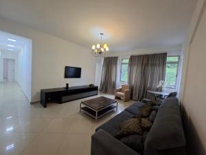 Apt gigante em frente a praia