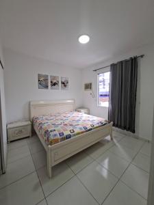 Apt gigante em frente a praia