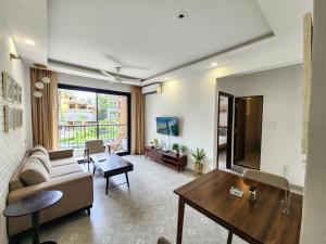 Candolim 1BHK Apartment with Pool & Fast WiFi - Perfect for Workation