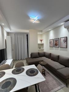 Golden Tower City Center Tirana Apartment