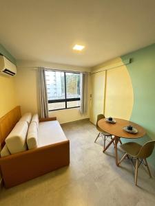 Melhores Flats - Espaçoso, pertinho do mar