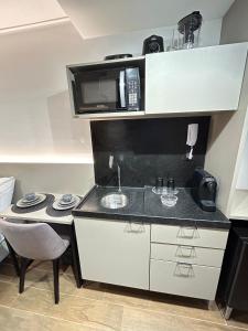 Melhores Flats - Primoroso, pertinho do mar