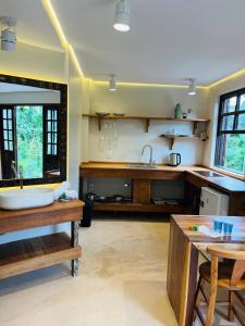 Studio Com Hidro e Cromoterapia Baoba Suites