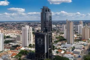 Stay Royal Luxury |Sofá Retrátil e Divisória Smart