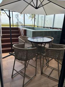 Melhores Flats - Luxuoso, beira-mar