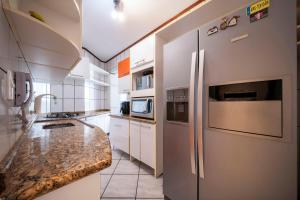 Amplo e aconchegante 100m da praia RA6386