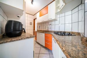 Amplo e aconchegante 100m da praia RA6386