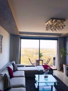 Prestigia Luxurious 3BR 5 min walk from stadium