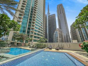 Ultra Modern Downtown Residence Steps Away from Burj Khalifa and Dubai Mall