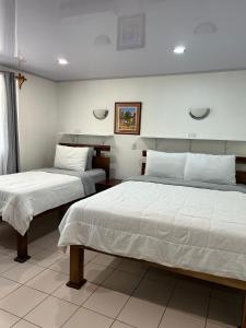 Laguna Eco Village #205 Pool Tennis Courts BBQ