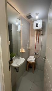 Anderson Benson apartemen Conect Pakuwon Mall PTC