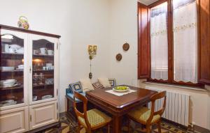 Gorgeous Apartment In Pisa With Wifi