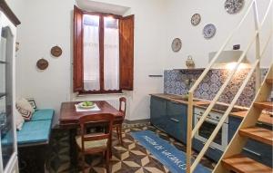Gorgeous Apartment In Pisa With Wifi