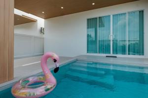 Minimalistic Pool Villa