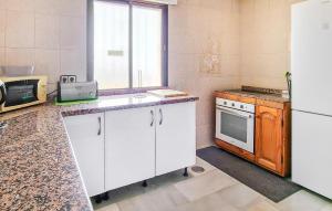 3 Bedroom Lovely Apartment In Malaga