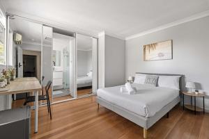 Convenient Double Ensuite Room - Peakhurst