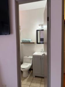 Hermosa casa en Santa Catarina, a 9 minutos del consulado,15 minutos fundidora, paseo Santa Lucía, cómoda, ubicación privilegiada, gym, equipada