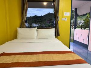 Gypsy Sea View Resort- Phi Phi Island