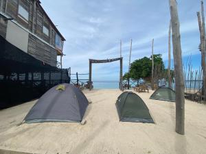 Amora Beach Camping