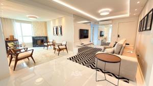 ASA | Cobertura Luxo | 2QT | Meia Praia | Hidro