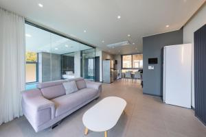 Geoje Party Regina Pool Villa