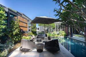 Malua Villa, Bronte IH