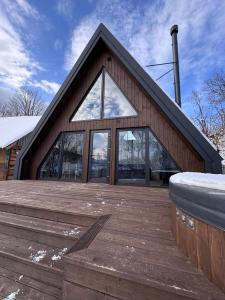 Lofty House Mountain