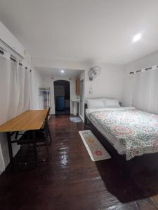 Sleepy beach bungalows