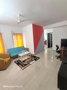 Park side 1 BHK , Wifi, Lift, backup, Non AC