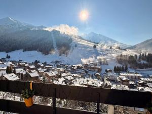 La Clusaz - Studio rénové 4 pers - Vue superbe - FR-1-437-17
