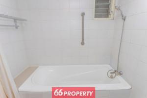 Penthouse Studio with Mountain View and Balcony