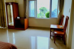 Hòa An Hotel- motorbike rental