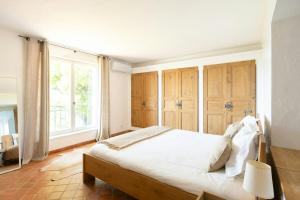 Bastide With Panoramic Views Of Saint-Tropez