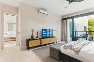 Luxury Villa in Berawa Beach 3BR - Canggu