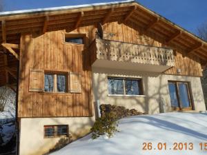 Appartement 2 pièces - 5 pers - Parking privé et WIFI à La Frasse - FR-1-836-33