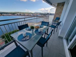 Apartamento en LEscala cerca de la playa, 2 habitaciones - HISP-236-213