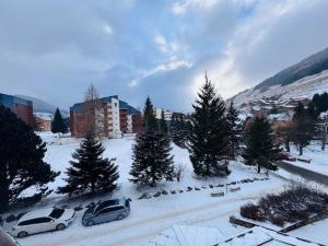 Studio lumineux aux 2 Alpes, balcon sud, parking - FR-1-546-64