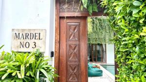 Relax & Charme - Villa Mardel 3BR - Berawa Canggu