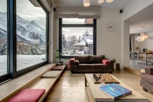 Chalet Safari. Face au Mont-Blanc.