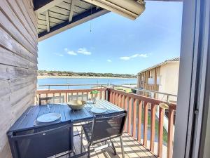 Vieux Boucau : T2 Cabine 6 Pers avec Piscine, Parking - FR-1-857-34