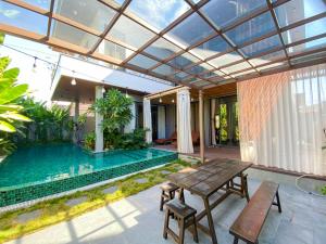 Meadow Retreat Villa