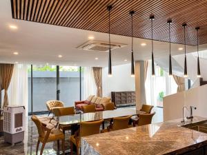 Meadow Retreat Villa