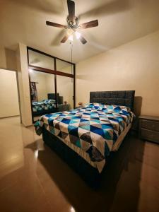 Cozy apartment, AC, Wifi, 2 Bedroom, 2 bath, Bani, 1-A