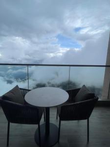 Luxury Executive Suite Antara by Enigma 2BR, High Floor with Bathtub Lvl 47