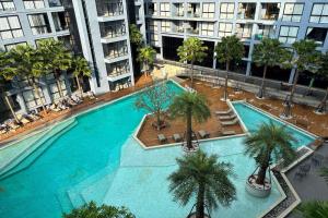 Wellness Hub 2BR Pool View - CTG P503-504