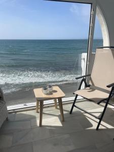 Beachfront apartment at Costa del Sol