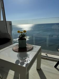 Beachfront apartment at Costa del Sol