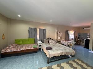 Rustic apartment at YaNui beach