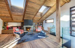 Premium Verbier Alpine Residence - 4 Bedroom by GuestLee