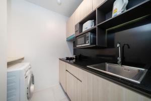 Studio Apt Seaview Balcony - Oceana C63